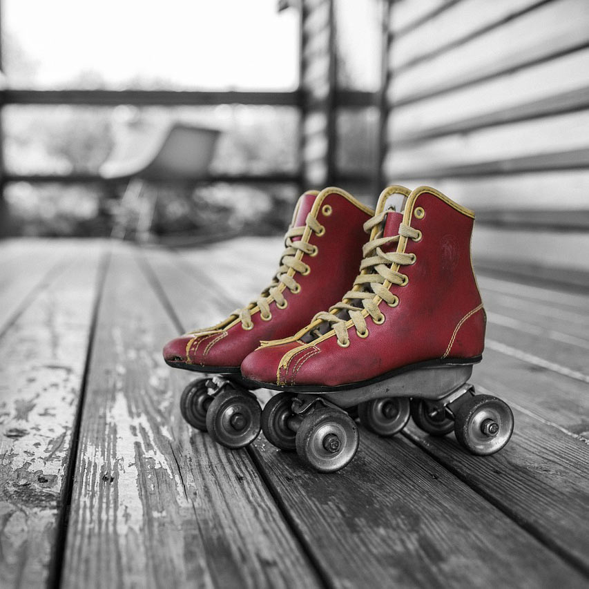 roller-skates-retro