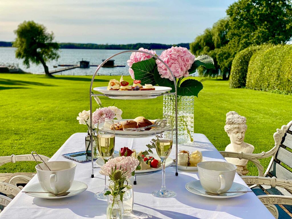 Afternoon Tea ingår i Romantisk weekend på Krägga Herrgård